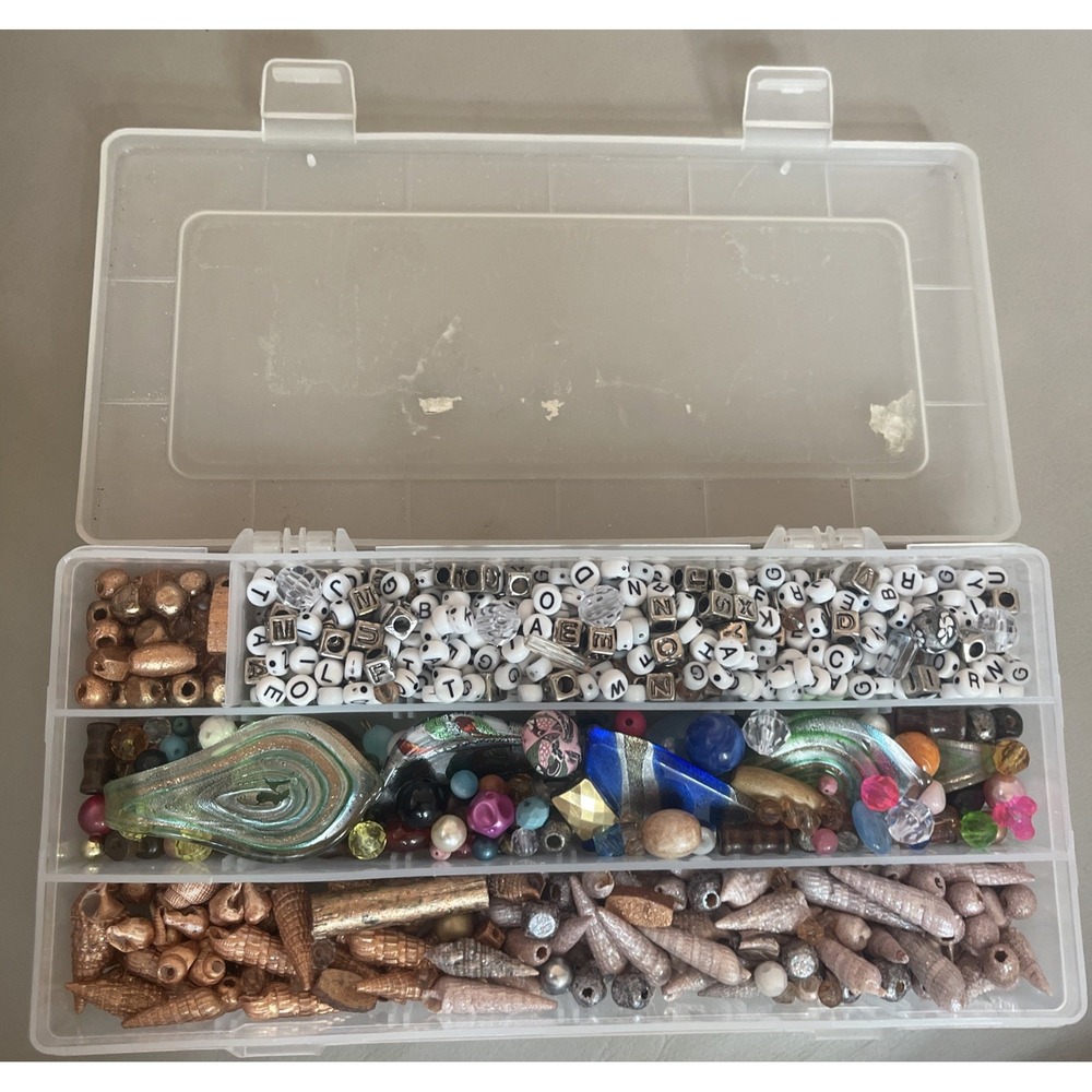Lot of Bead Soup Random Mix & Letters & Sea Shells 1lb Plastic Box Included #8 - Picture 2 of 6